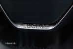 Peugeot 2008 1.5 BlueHDi Allure EAT8 - 37