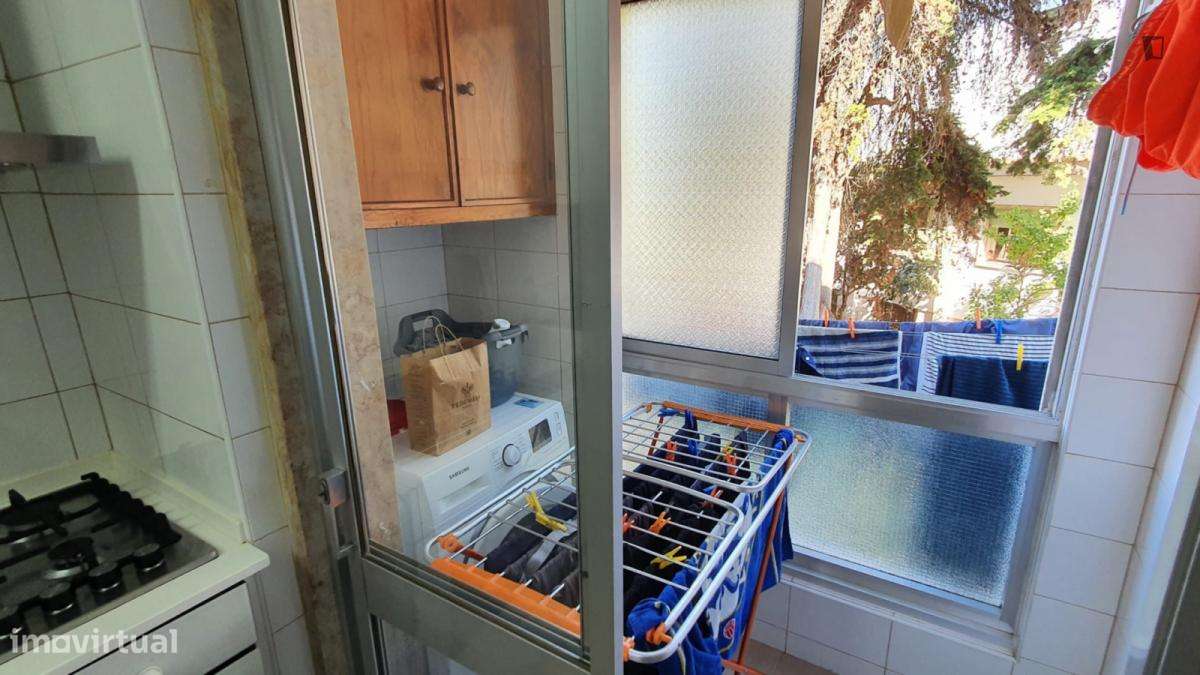 Quarto - localizado em Oeiras Lisbon - Grande imagem: 5/9