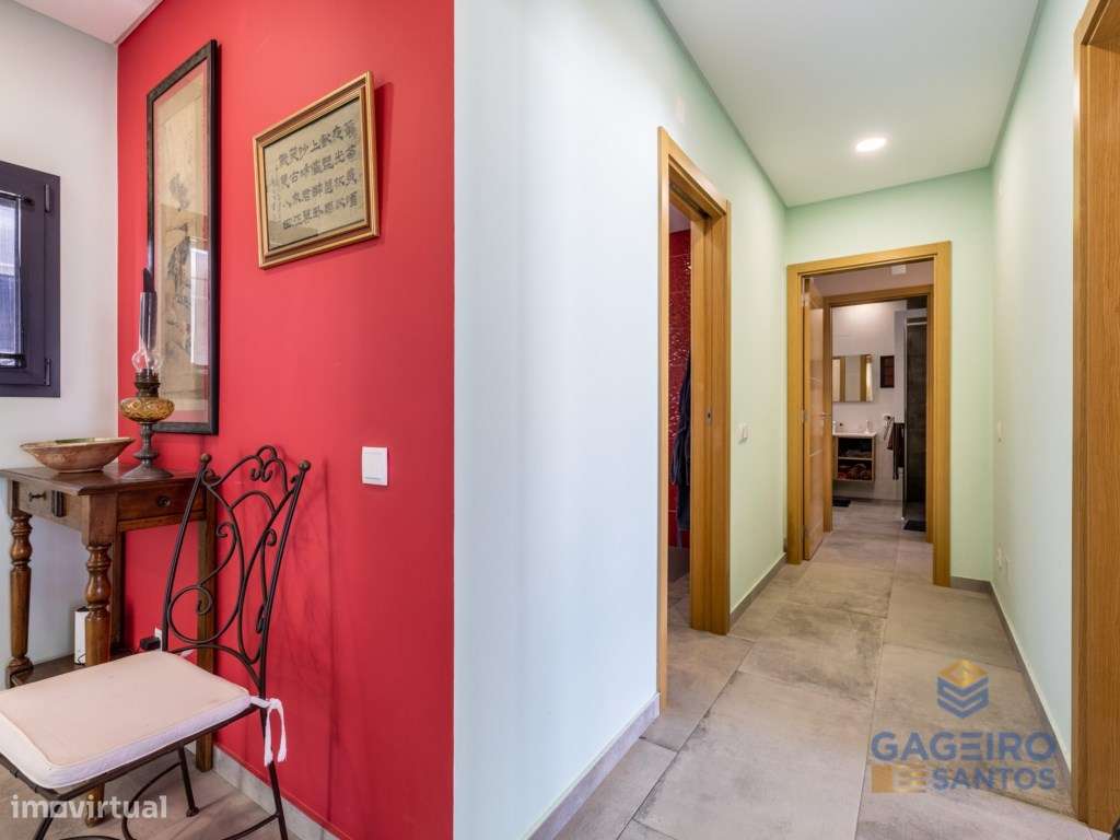 Moradia Térrea T3 Contemporânea com Piscina-31