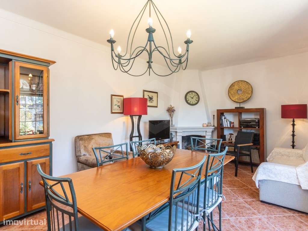 Moradia Geminada T3 + 1 em Vila Nogueira de Azeitão - Grande imagem: 5/52