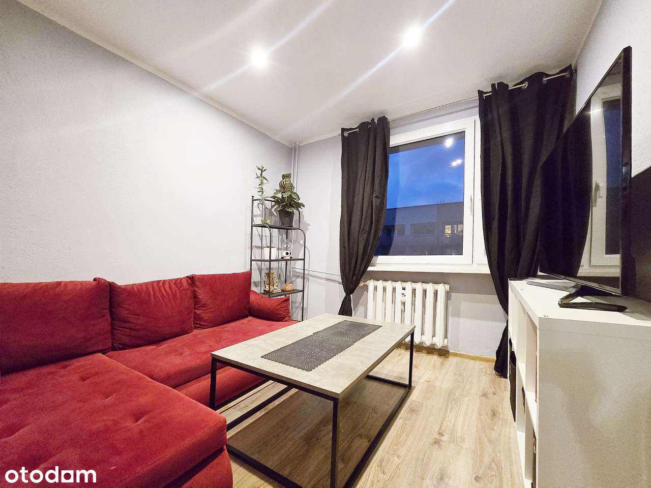 Słoneczna, Obok SCC, 3 pokoje z balkonem do wejścia, bez prowizji-1