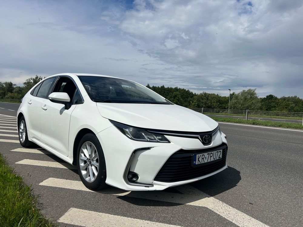 Toyota Corolla Seria E21 1.6 Executive 2019