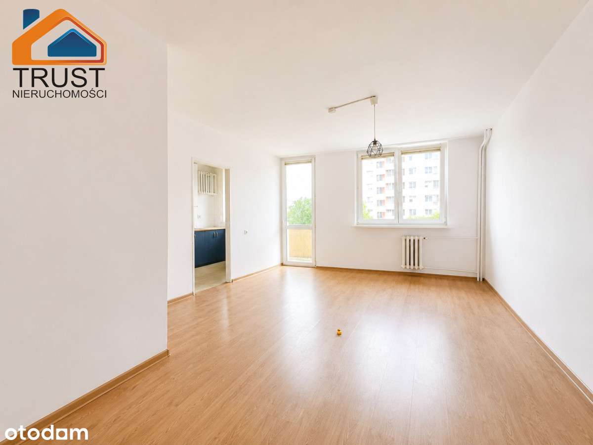 Kawalerka | blisko centrum | balkon!-0