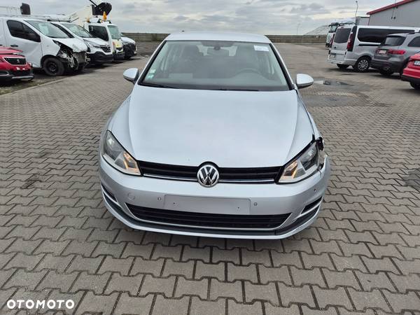 Volkswagen Golf 1.6 TDI 4Motion BlueMotion Technology Comfortline - 3