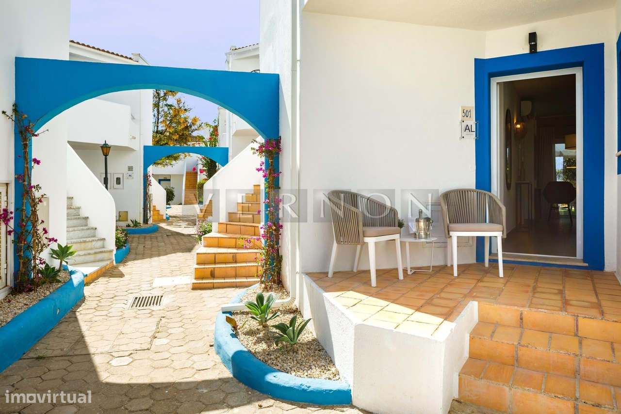 Algarve, Carvoeiro, apartamento T2 R/chão espaçoso, com piscina comum - Grande imagem: 4/17
