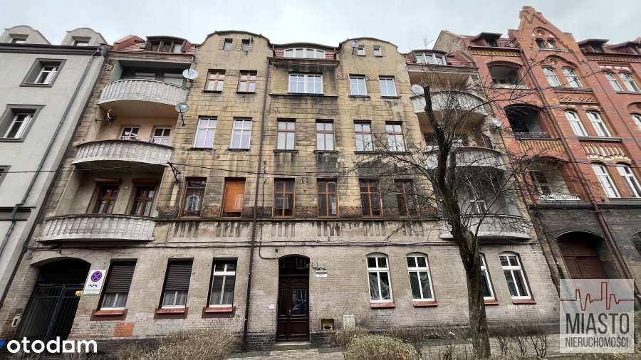 I piętro - 4 pokoje  -2 balkony-13