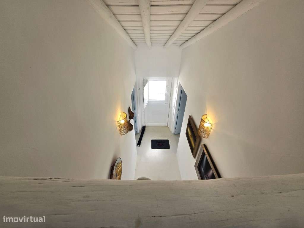 Simpática Moradia T2 com Piscina, perto da praia da Amieira-8