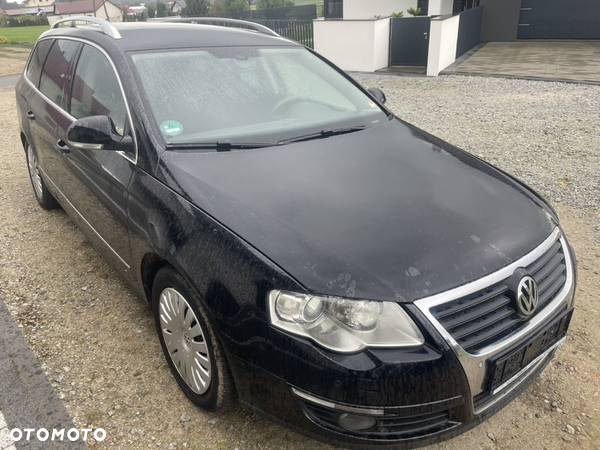 Volkswagen Passat Variant 2.0 TDI DPF DSG Sportline - 2