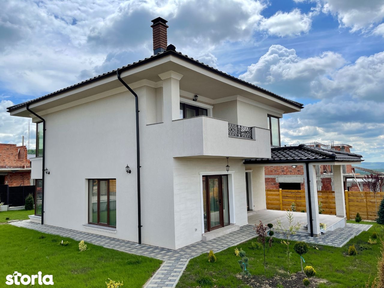 Vila moderna in Bucium