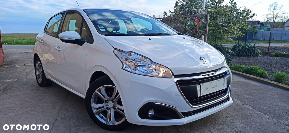 Peugeot 208 1.6 BlueHDi Active - 1