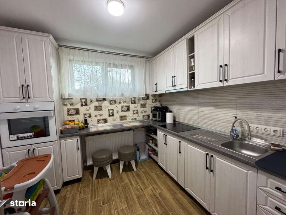 Casa individuala, decomandata, 3 camere, 84 mp, teren 400 mp., zona Va - Imagine principală: 4/13