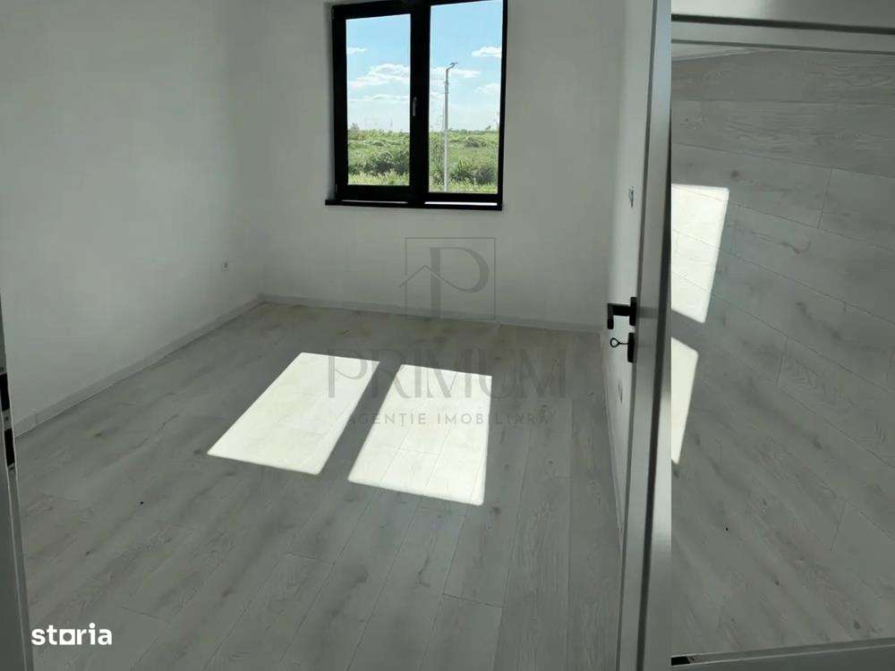 MEHALA - DUPLEX 4 cam - decomandat - P+1 - curte - spatios & luminos- - Imagine principală: 5/9