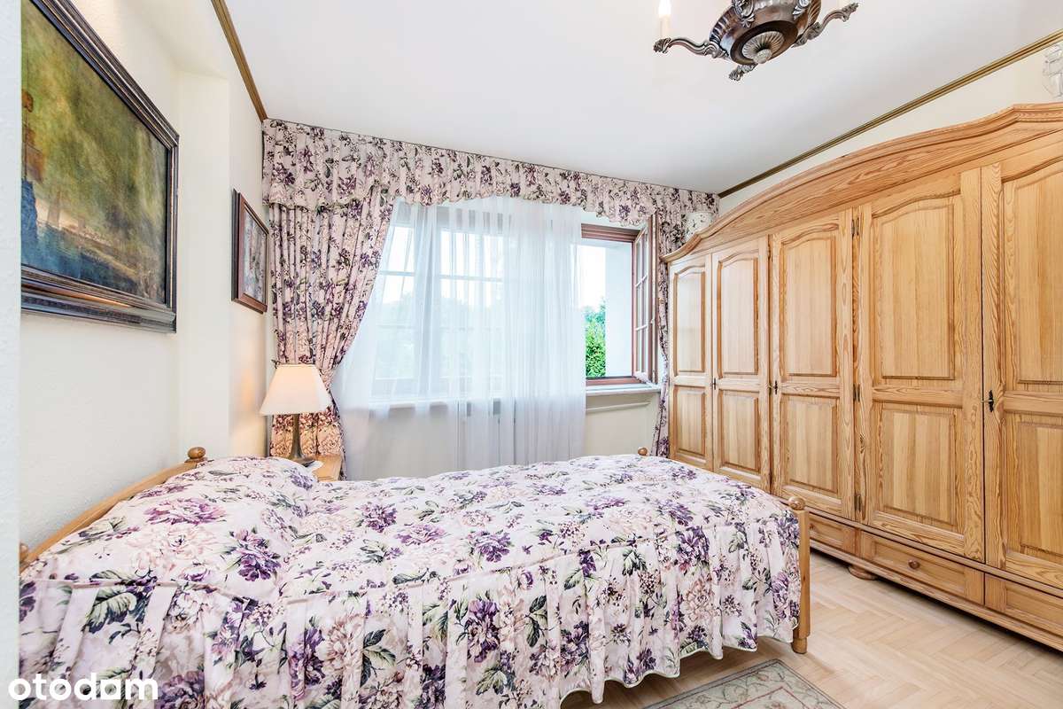 Wyjątkowy dom z całym wyposażeniem ( antyki )-14