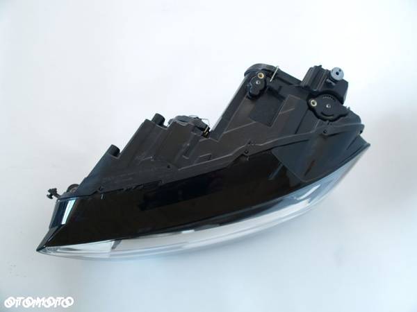 Volkswagen Golf Sportsvan Reflektor lewy lampa lewa VW Valeo 517941005C - 2