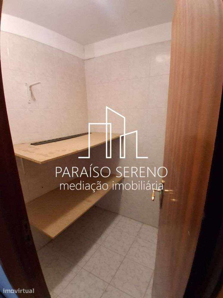 Apartamento T3 Remodelado com Garagem em Baguim do Monte-7