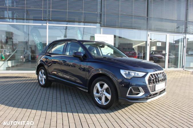 Audi Q3 2.0 40 TFSI S tronic quattro Advanced - 3