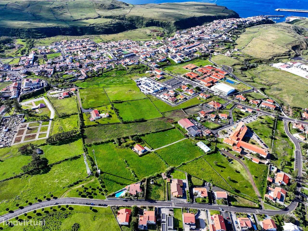 Terreno Urbano com Vista Mar | Ginjal – Vila do Porto-7