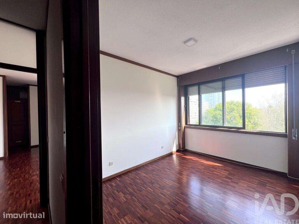 Apartamento T2 em Ramalde de 95,00 m2 - Grande imagem: 5/29