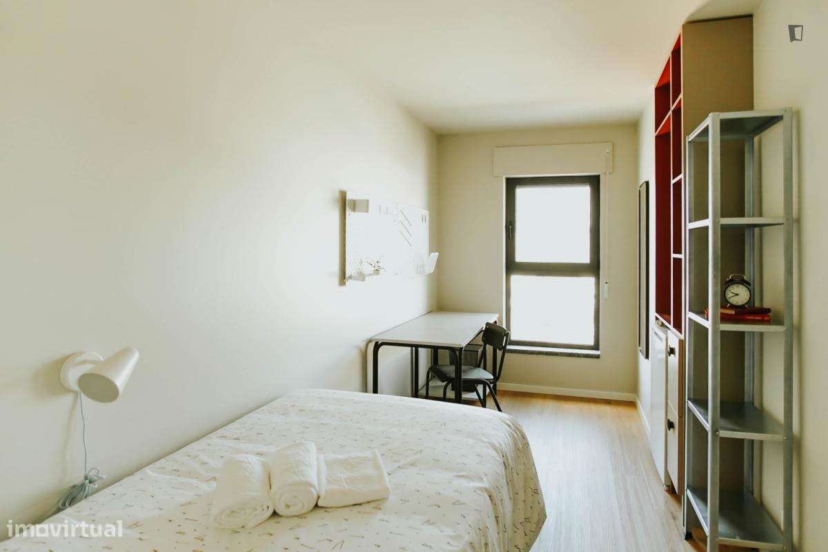 Quarto - localizado em São Vítor Braga - Grande imagem: 3/6