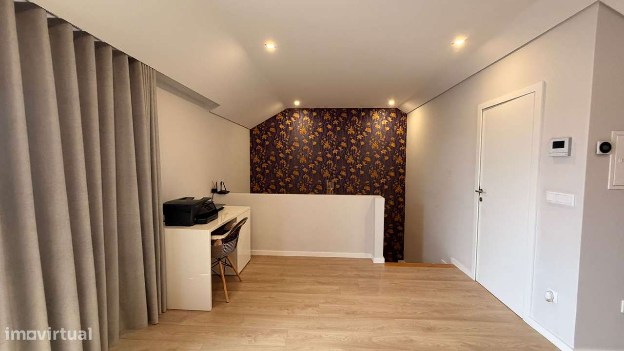 Moradia T4 de luxo - Grande imagem: 5/23