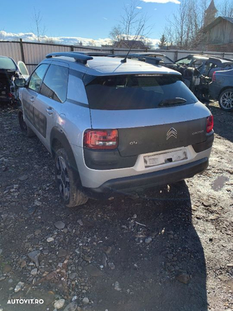 Dezmembrez citroen c4 cactus 2015 - 2