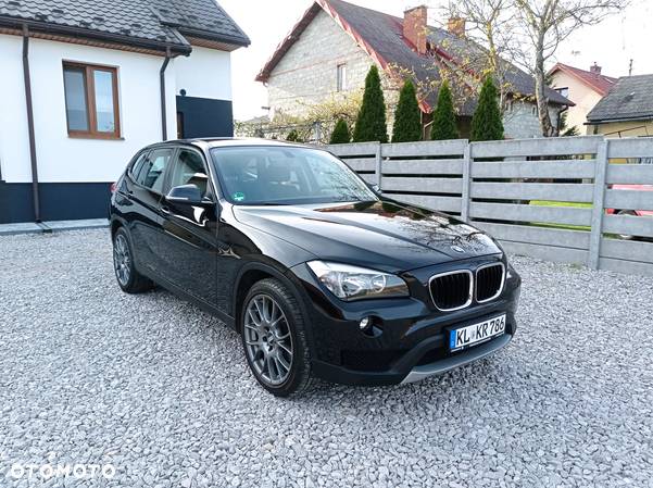 BMW X1 sDrive18d - 12