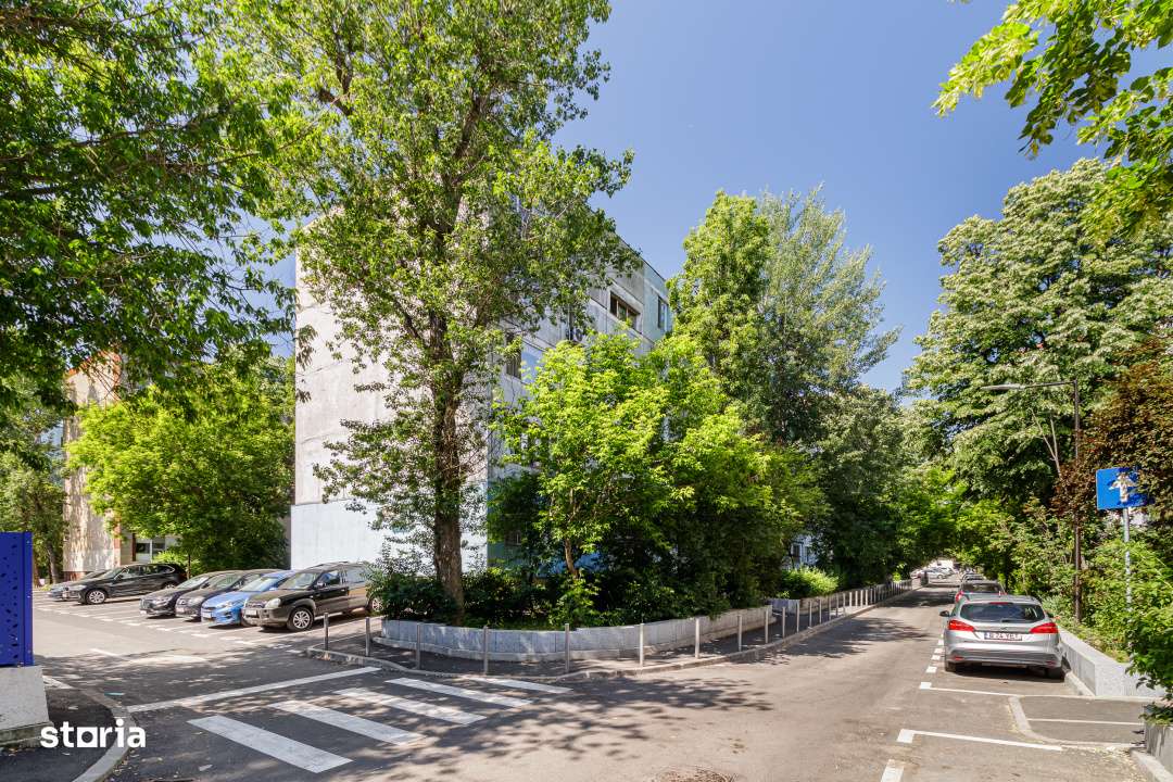 2 camere decomandat, Cimitirul Evreiesc, in plan secundar