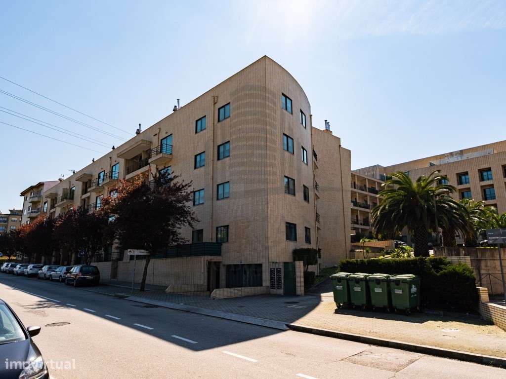 Apartamento T4+1 Duplex em Excelente Estado - Localização Central-37