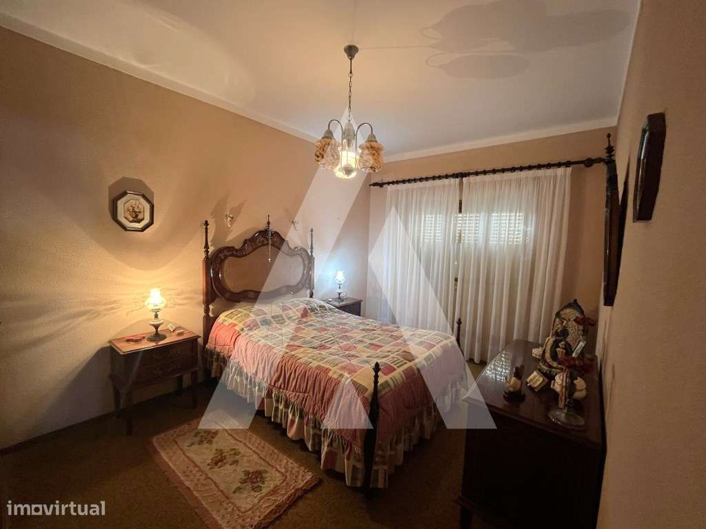 Moradia T4 + T1 com Terreno de 7.800 m² no Cadaval - Vista para a S...-10