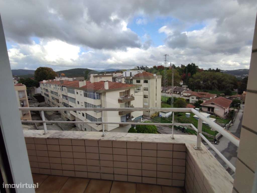 Apartamento T3 em Oliveira de Azeméis-18
