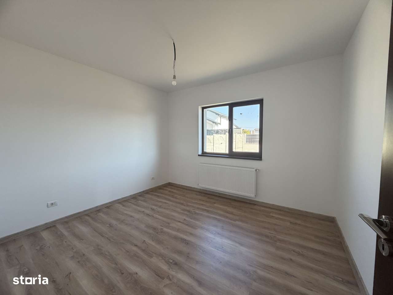 Casă la cheie Simnicul de jos !-6