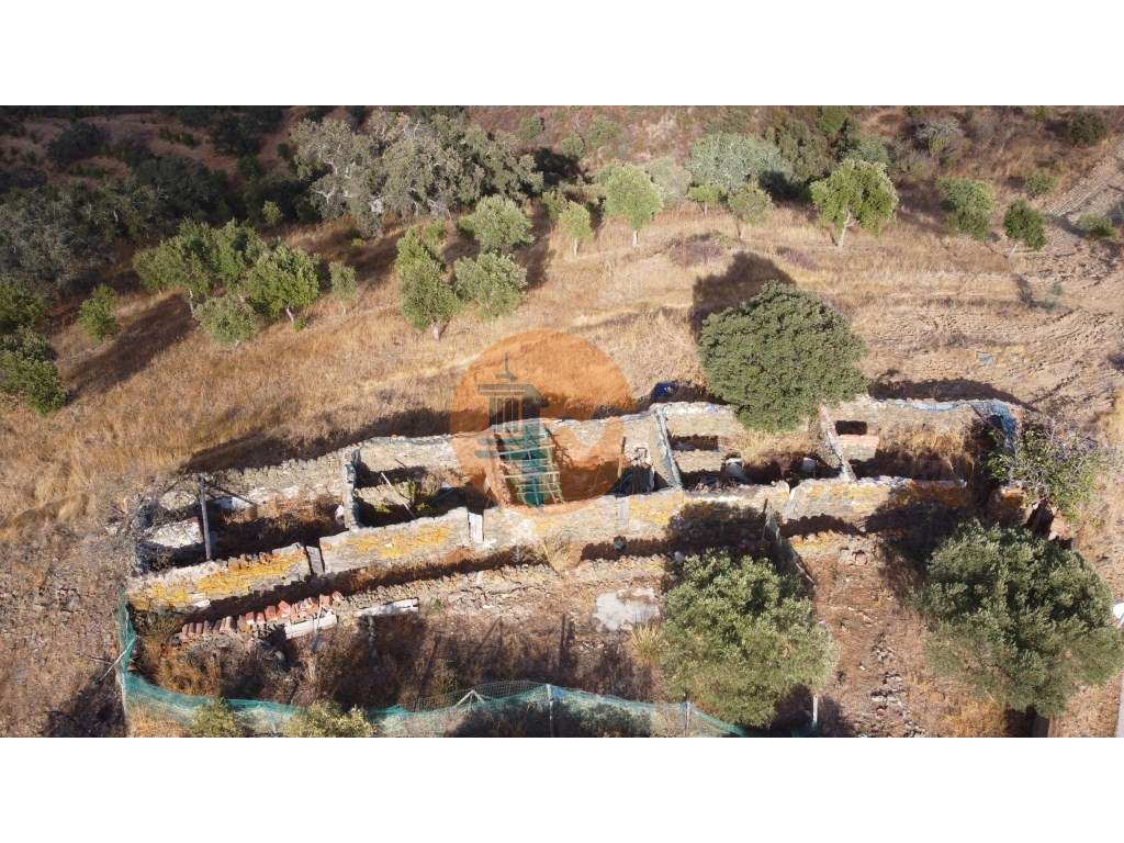 Terreno para construção com 159.70m2, em Corte Velha, freguesia de ... - Grande imagem: 5/15