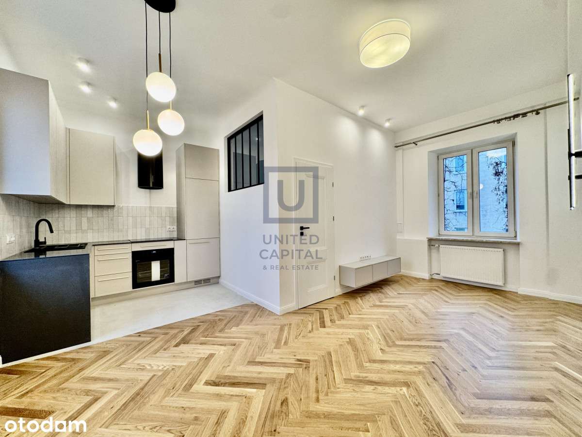 Parking | Wysokie 310 cm | Dwustronne | Kamienica-0