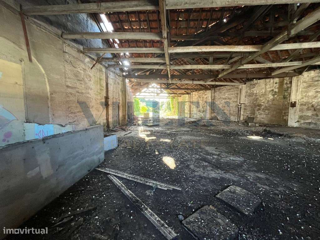 Armazém em São Romão do Coronado - Excelente potencial de investime... - Grande imagem: 2/5