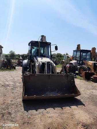 Buldoexcavator Terex 820  din 2007  dezmembrez - 7