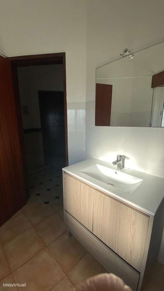 Apartamento T1 Centro de Samora Correia-10
