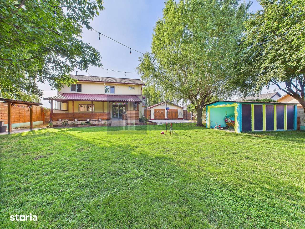 Spatiu de joaca pentru copii  / Domnesti  /  Curte 1.000 mp - Imagine principală: 5/19