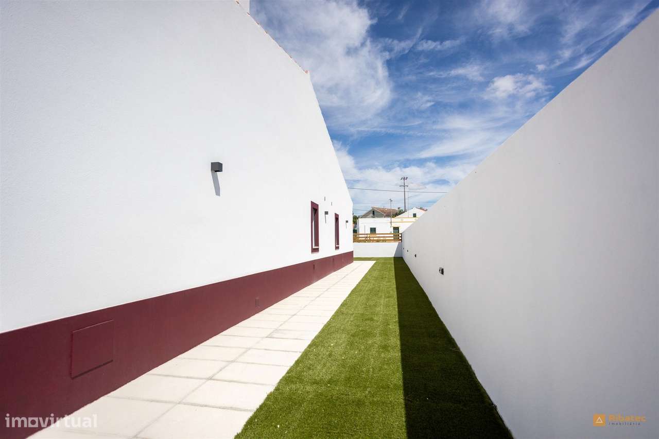 Moradia T3 Moderna | Vendida com Recheio-31