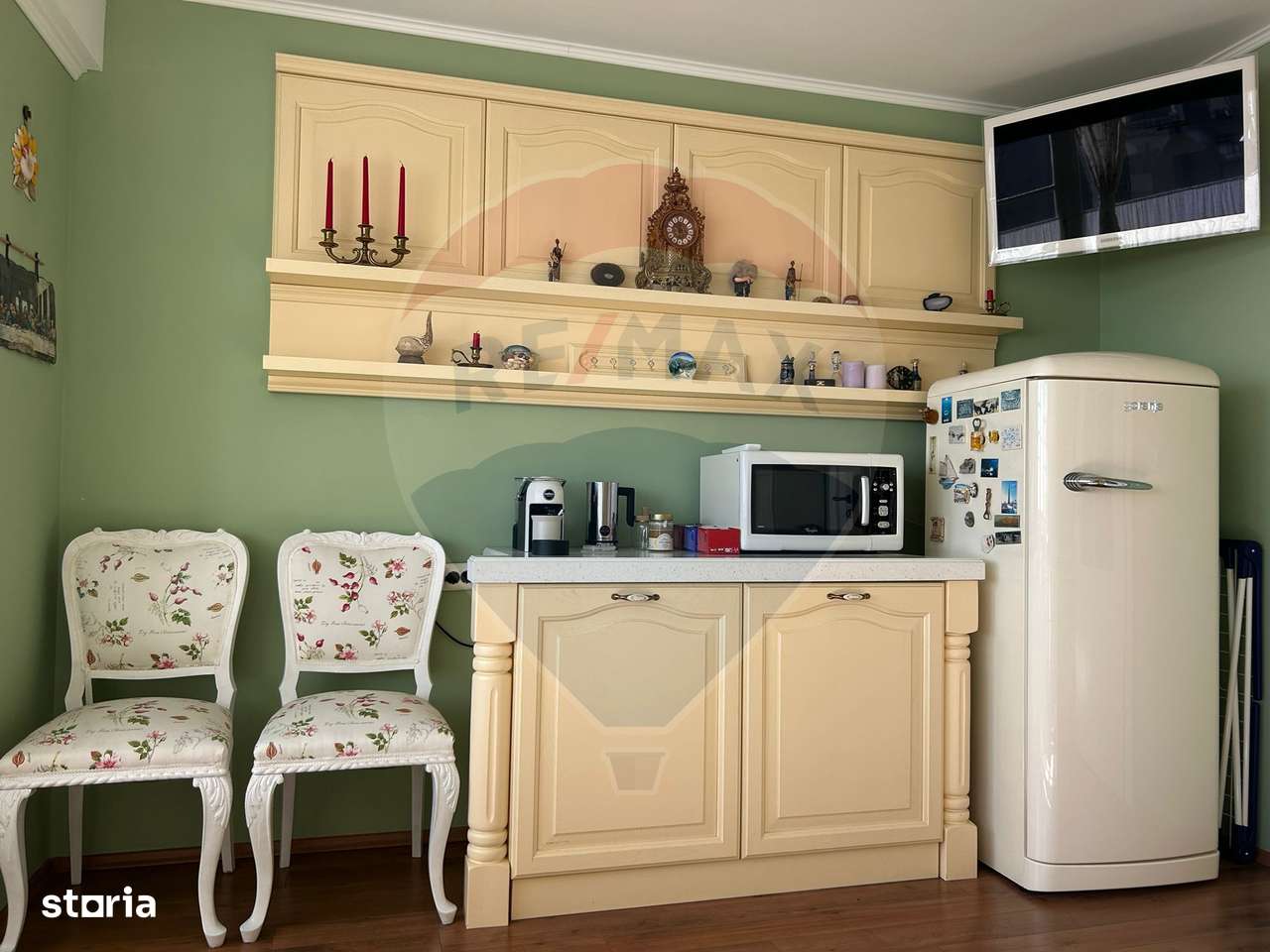 De vanzare apartament de lux pe Blvd. Decebal-5