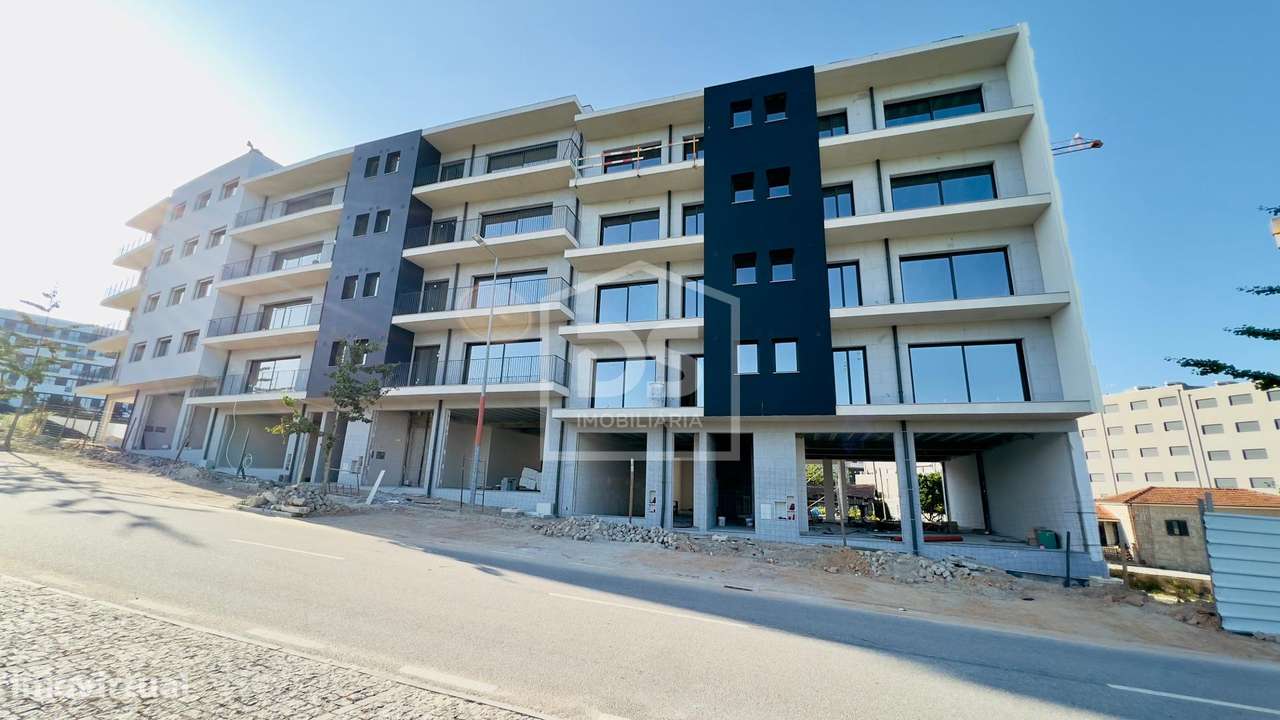 Loja  Venda em Silvares, Pias, Nogueira e Alvarenga,Lousada - Grande imagem: 2/14