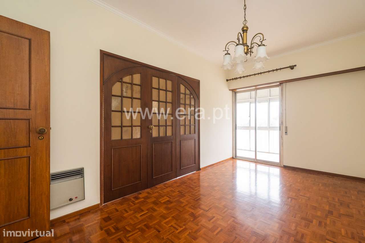 Apartamento T6 - Benfica-11