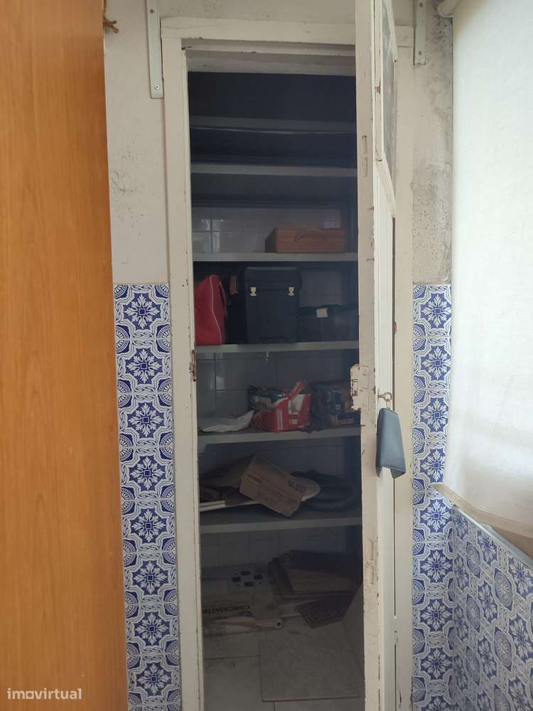 T2+1 na Avenida da Republica junto ao El Corte Inglês-18