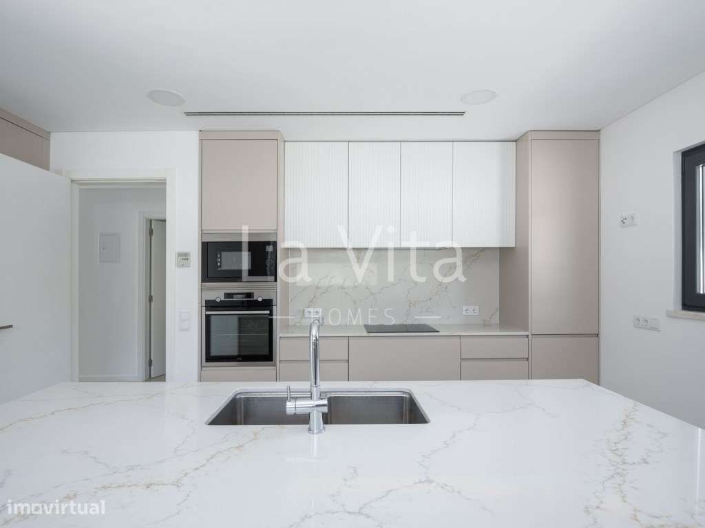 Moradia Nova T5 (5 suites) em Birre, Cascais.-14