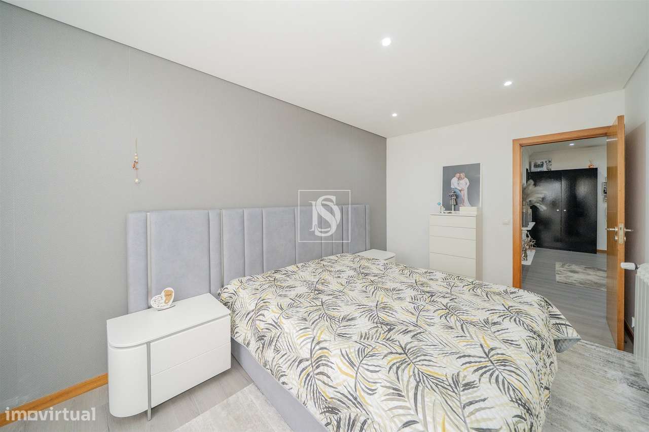 T2+1, Remodelado, com Garagem Fechada, a 1,2 km da Praia — Vila do Con-26