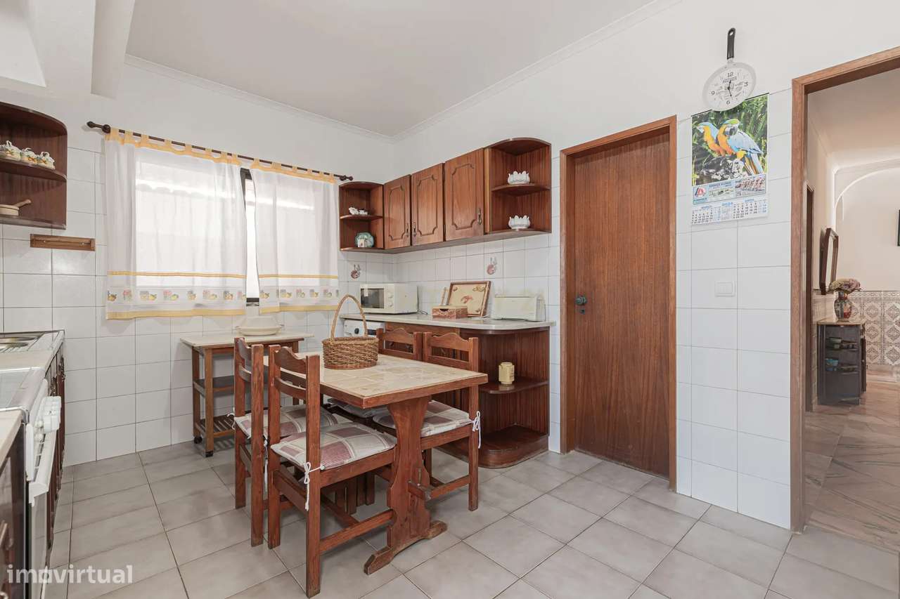 Moradia Com 2 pisos independentes + Terreno 280 m2 - Manta Rota - Grande imagem: 3/53