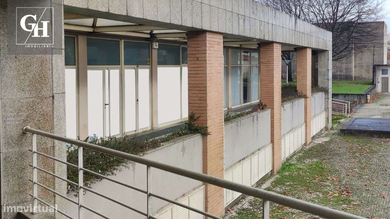 2 lojas no centro/arrendada por 300€ - Grande imagem: 3/9