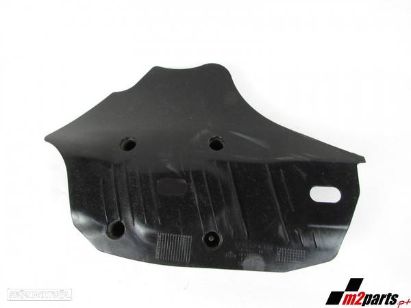 PROTECÇÃO/ RESGUARDO  BRAÇO Direito/Trás/Inferior Seminovo/ Original BMW 1 (F20)... - 1