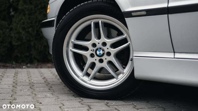 BMW Seria 7 - 37