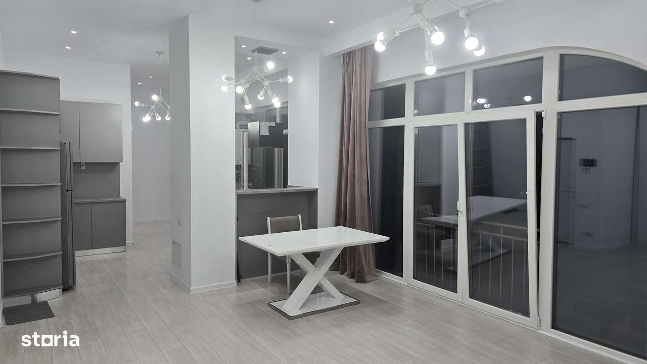 Vand apartament 2 camere Deva, ultracentral, etaj 1, mobilat - Imagine principală: 2/18