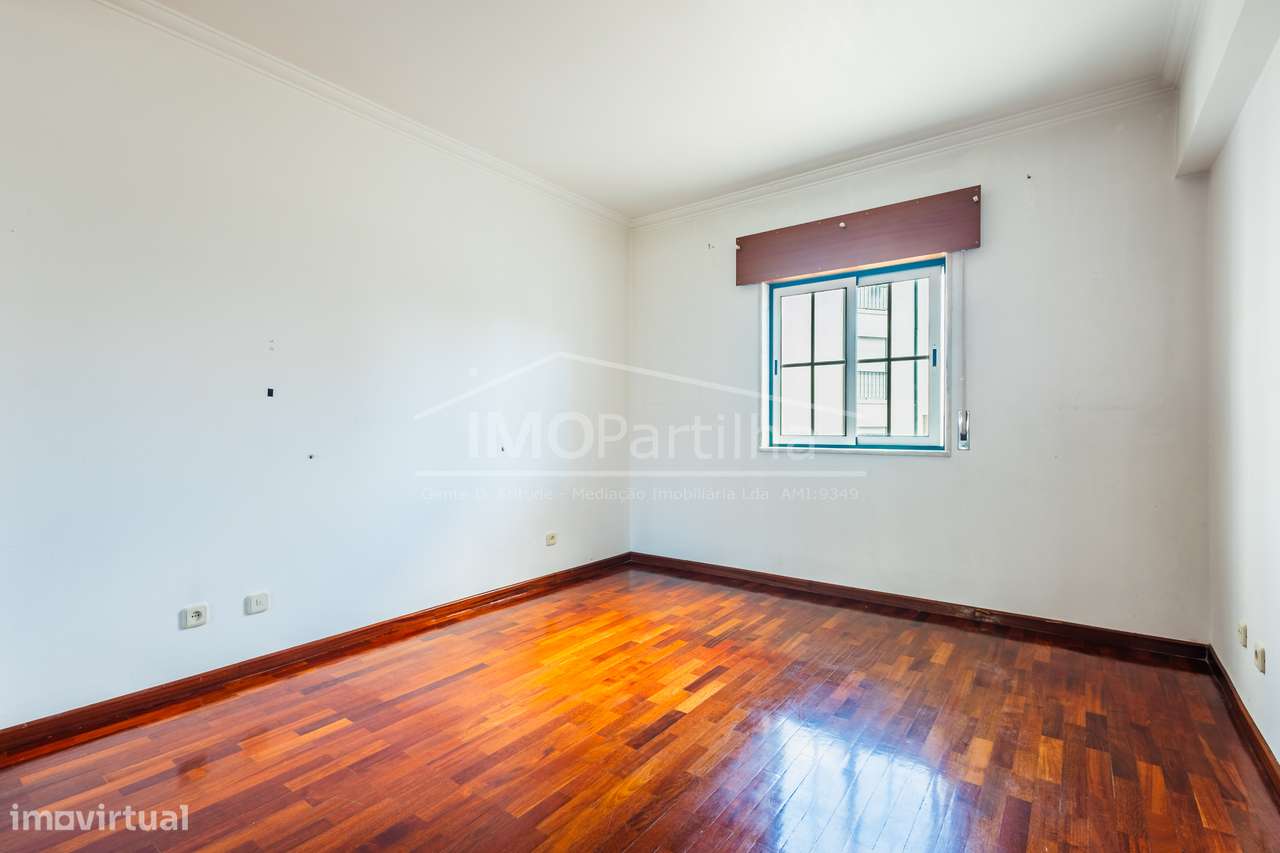 T2 C/ Parqueamento em Outeiro de Polima - Cascais-11
